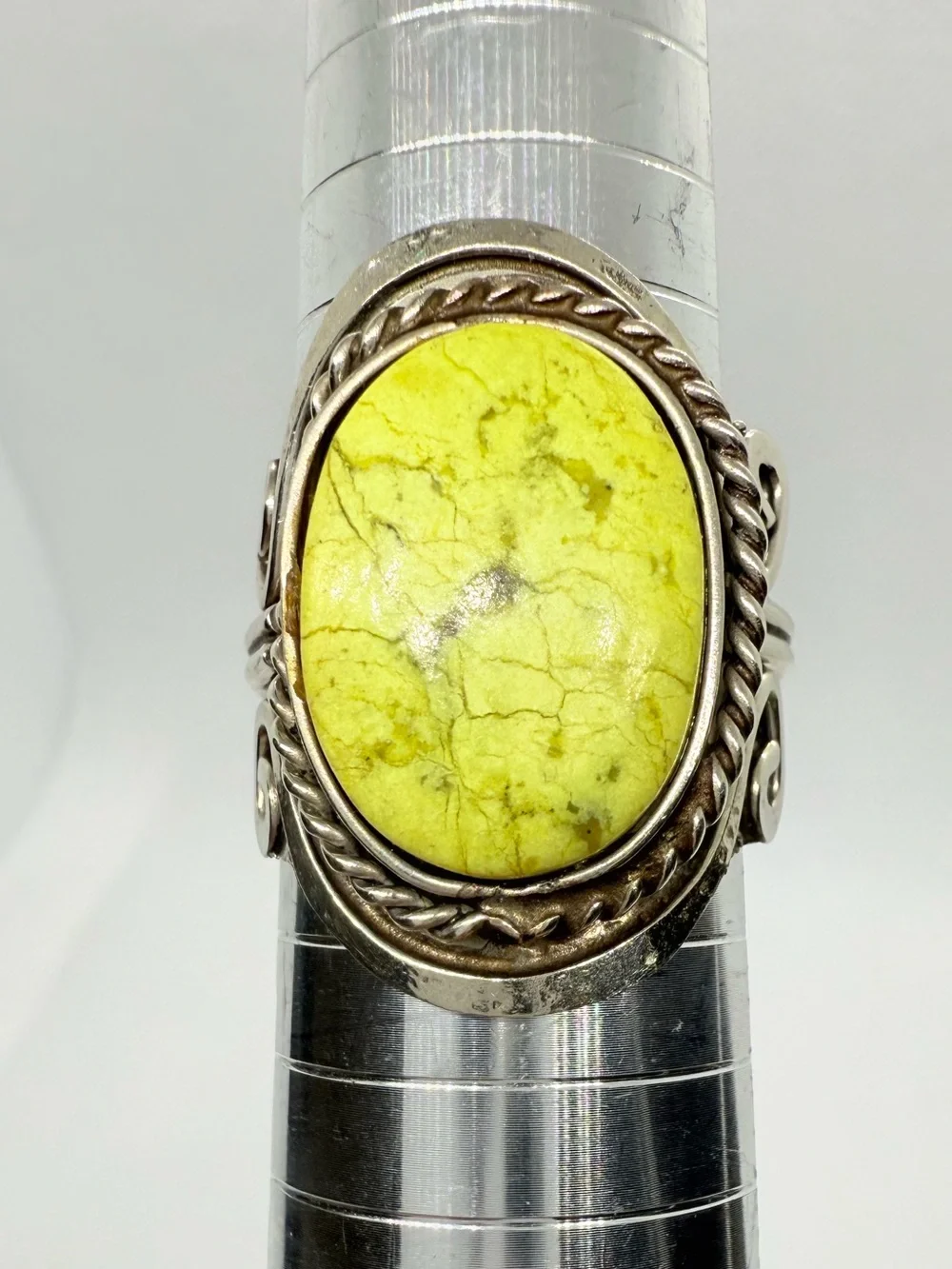 Vintage Southwest Sterling Silver Yellow Turquoise Oval Statement Ring!